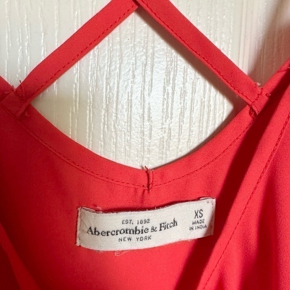 ABERCROMBIE & FITCH : CAMI TOP - SIZE XS - Picture 3 of 3